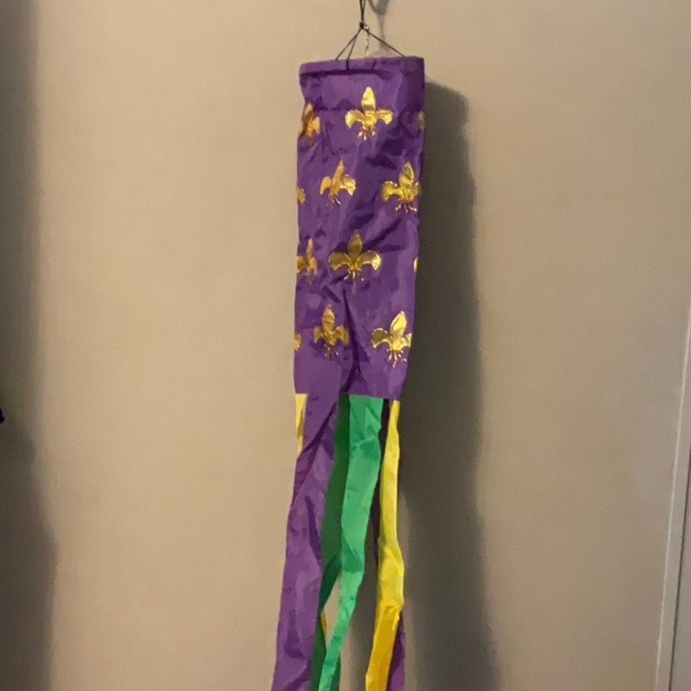 Mardi Hanging Bander